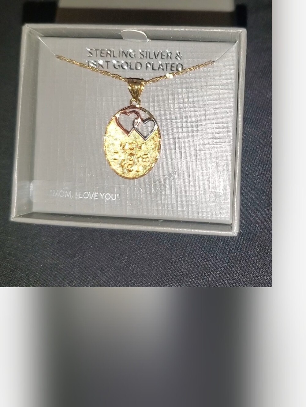 'Mom I Love You' Gold Pendant Necklace